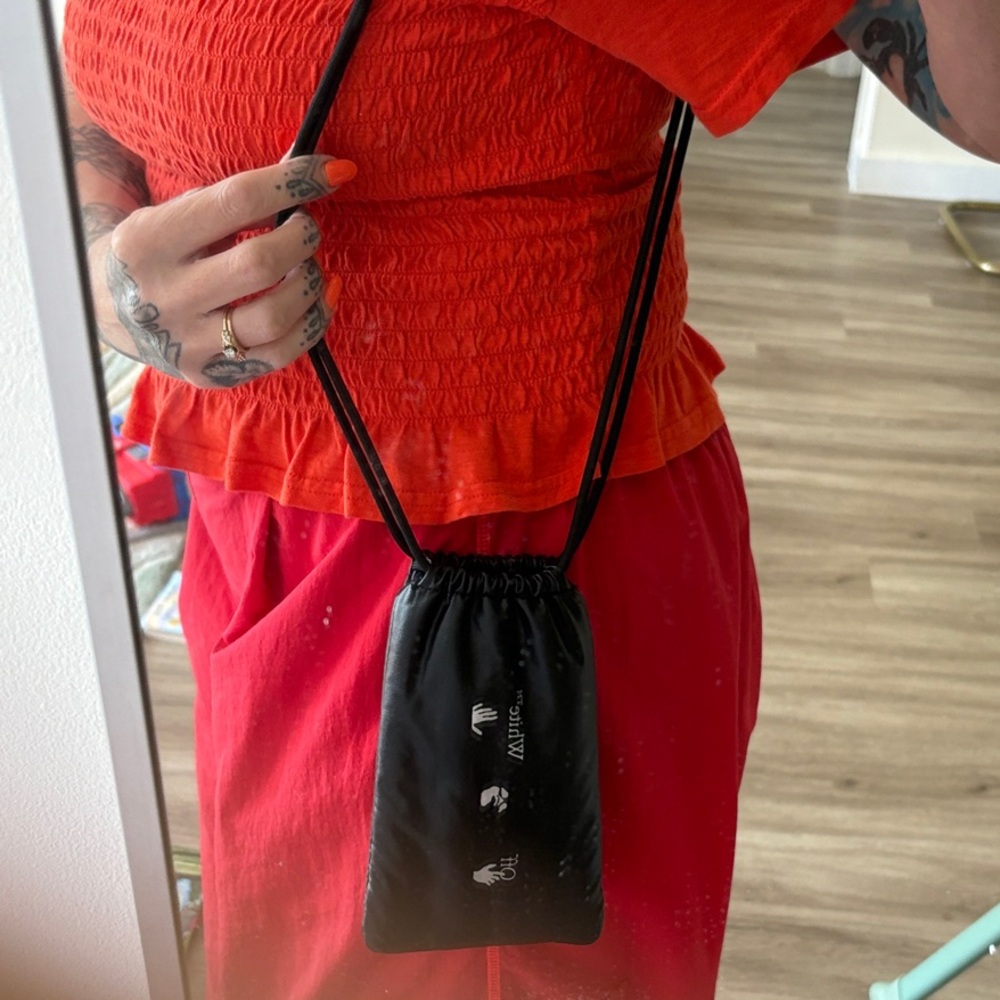 Off-White Pink Rectangular Sunglasses with Black … - image 5